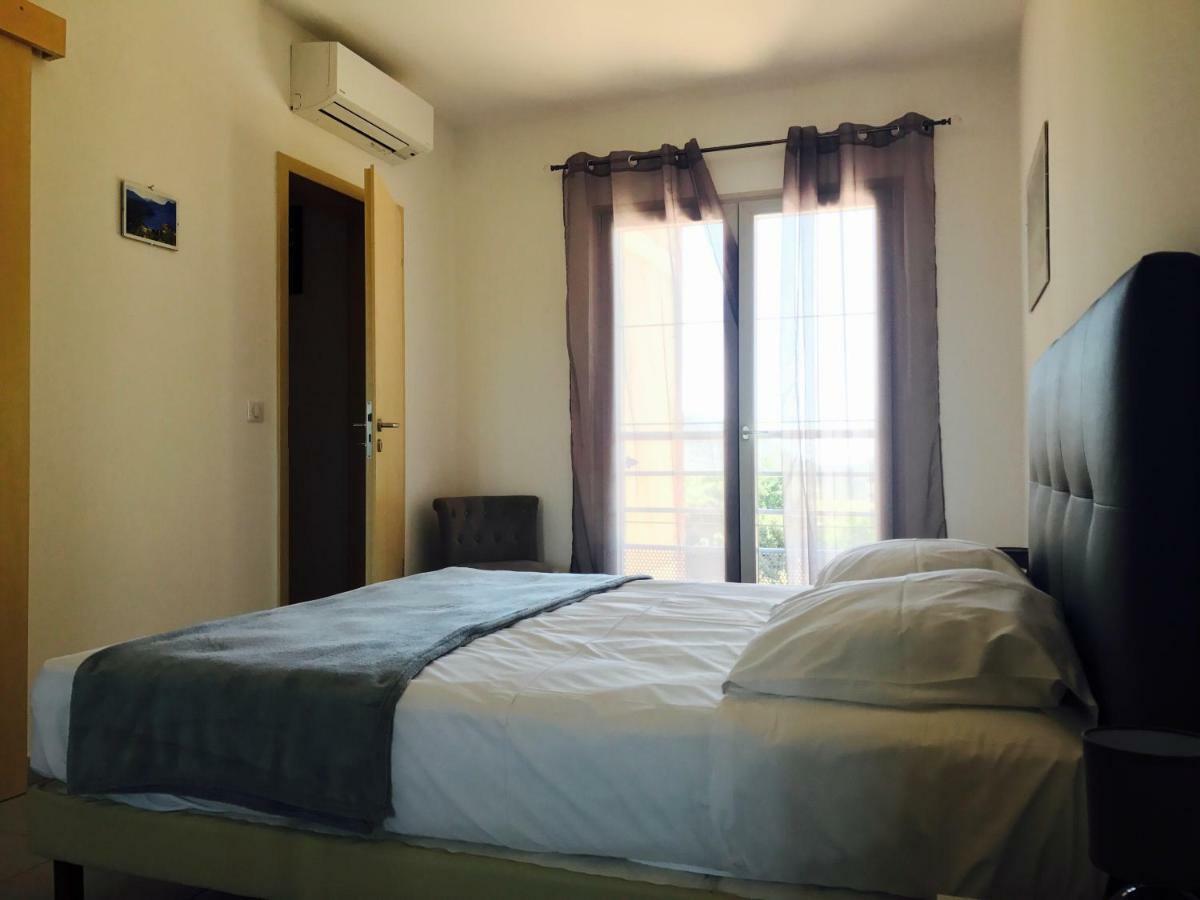 Apartment Casale A Figa Bianca *